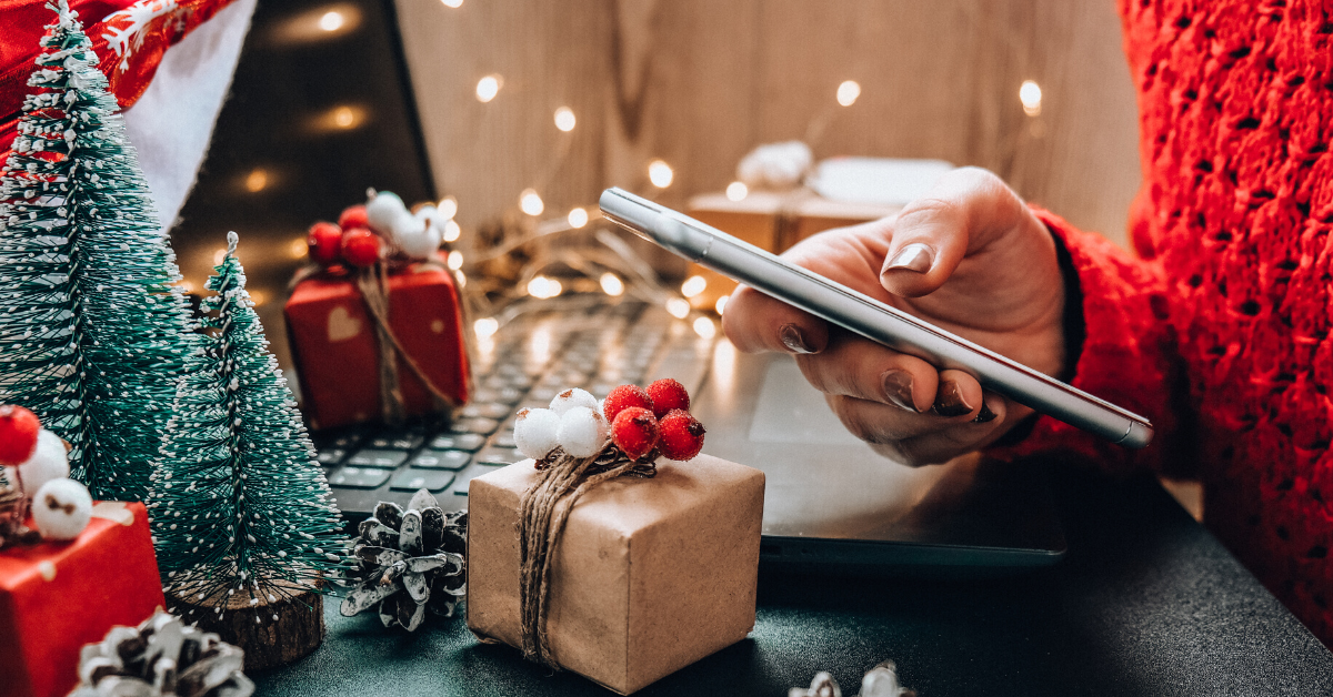 10 Holiday Shopping Tips for Safer Online Shopping